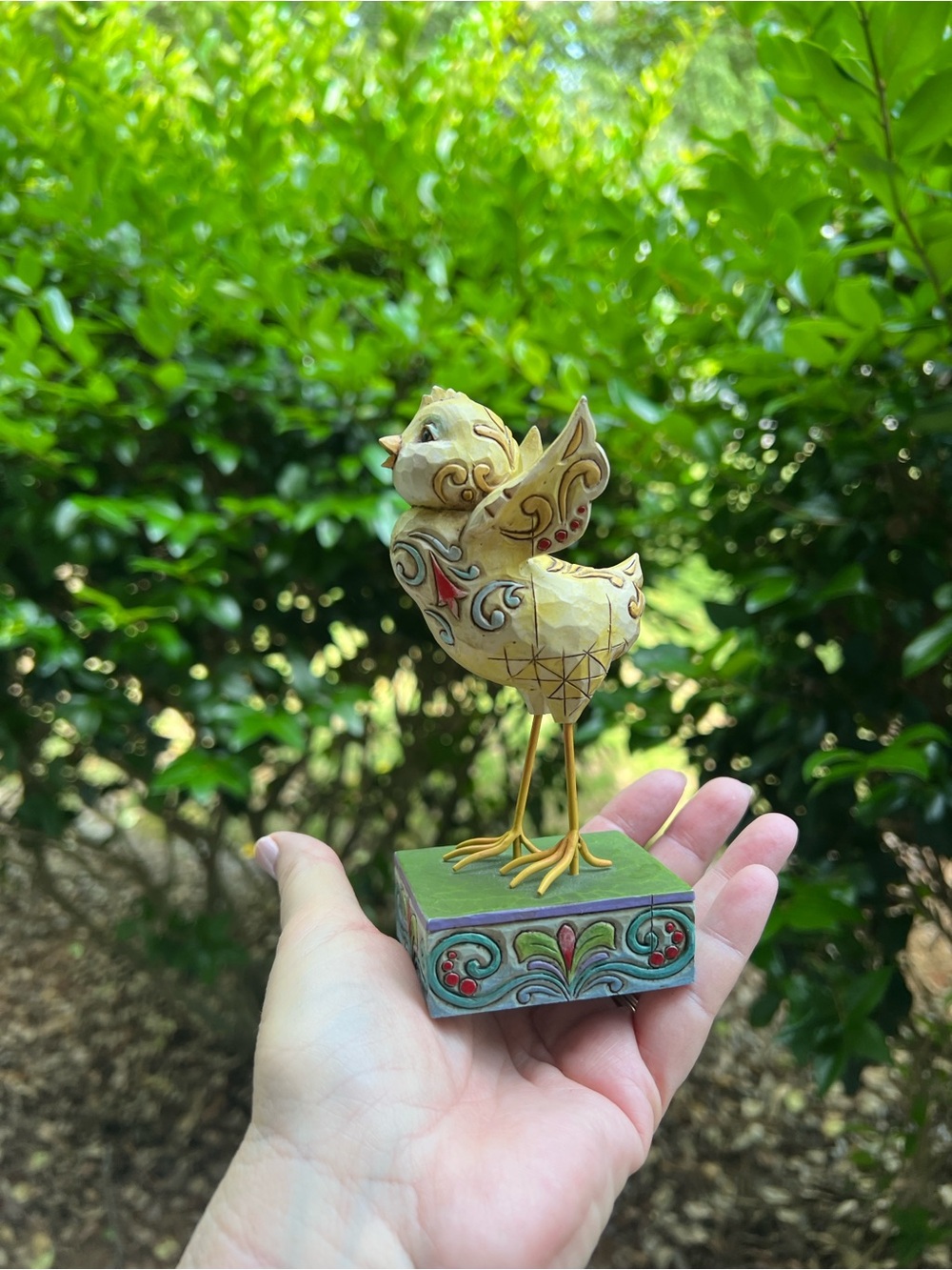 Jim Shore Heartwood Creek “Spring Chicks” Figurine - Picture 8 of 9